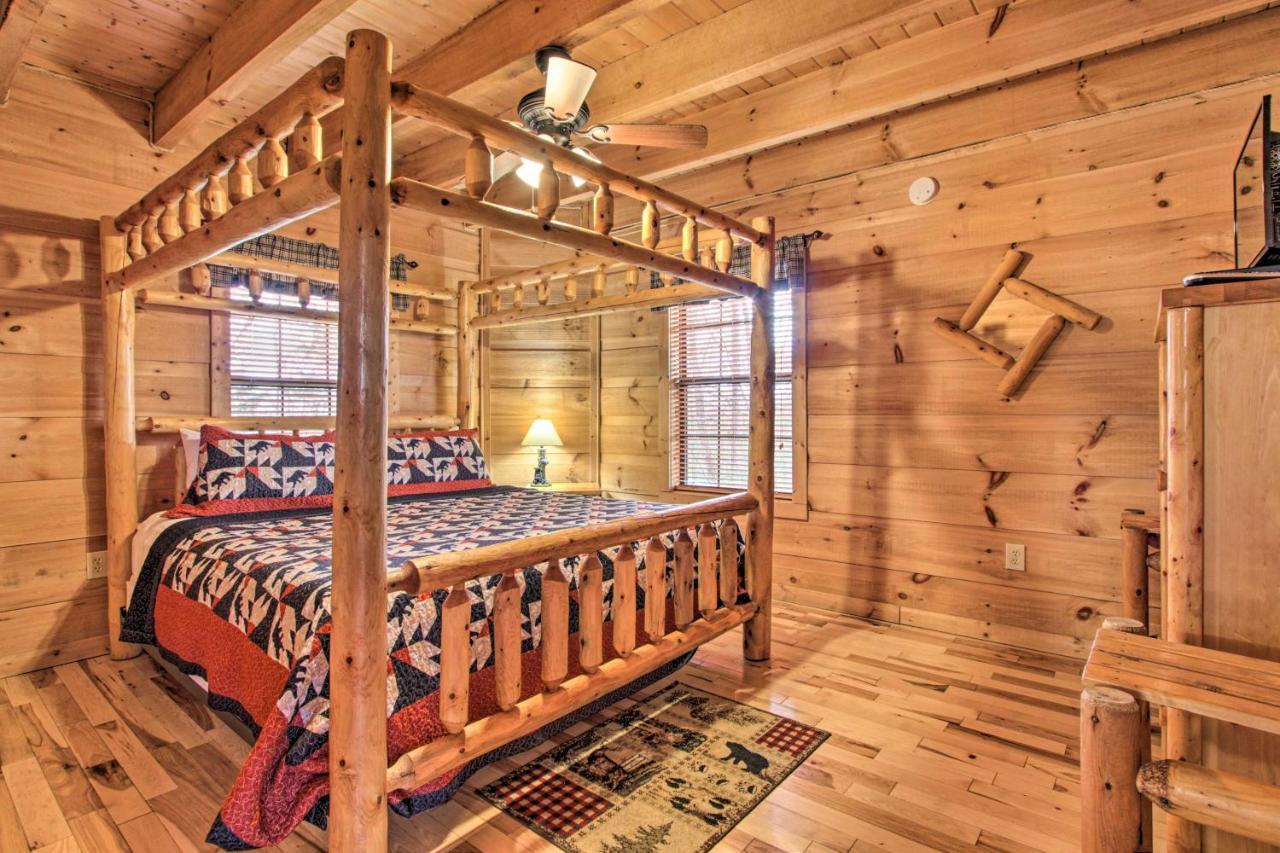 Sevierville Sanctuary Hot Tub, Pool Table And Deck! Экстерьер фото